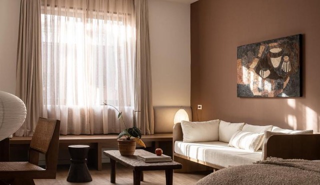 A Stay In Hanoi