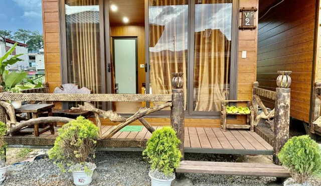 AKa HomeStay