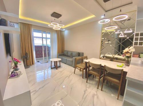 Alm's 2 BedRoom Apartment at Sunrise City District 7