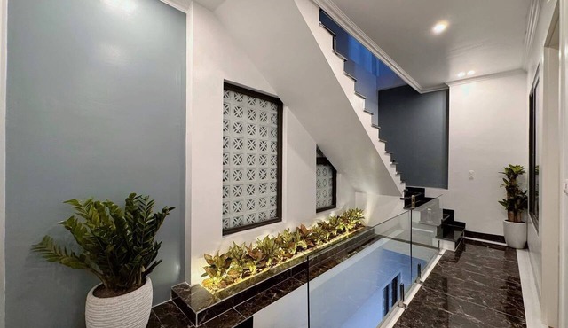 ALUC HOUSE