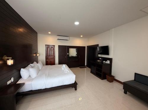 Amantra Lanta Resort in Ko Bu Bu