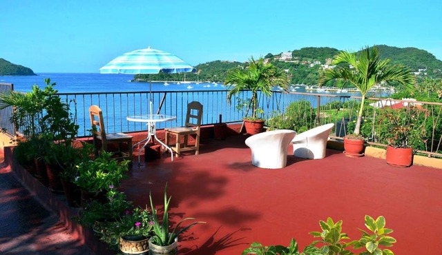 aMar Suites in Zihuatanejo