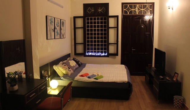 Amazing private rooms to share with local family