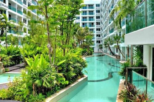 Amazon Condo, Building B, ground floor with direct pool access in Pattaya