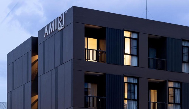 AMIRI PLACE HOTEL