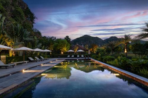 An Hideaway Resort