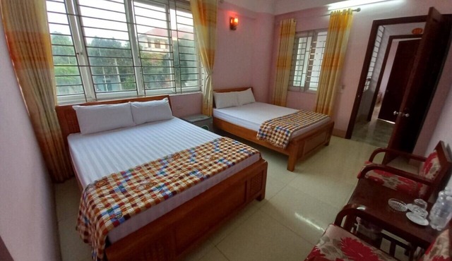 Anh Duong Cua Lo Hotel in Vinh