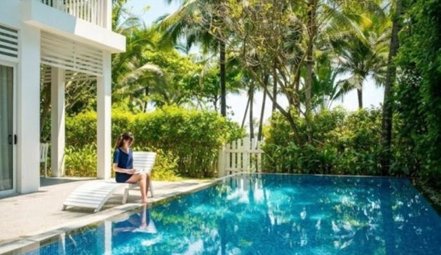 ANIA Ocean Pool Resort Villas