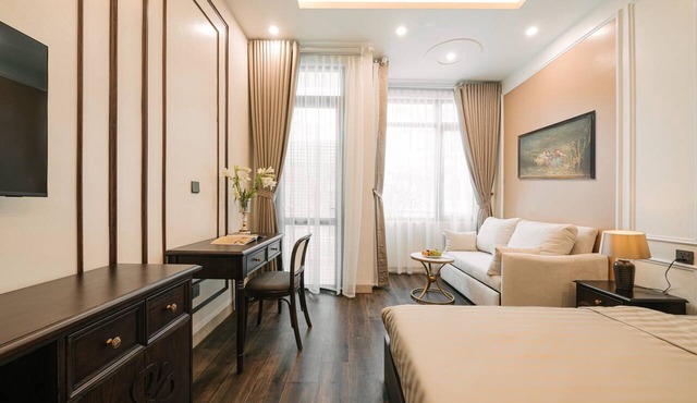 Anora de Van - Cozy hotel in tranquil Hà Nội with big balcony and bathtub in Hà Nội