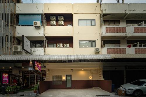 Apartment - 5 mins from MRT Huai Khwang in Bangkok