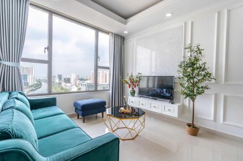 Apartment Luxury Center HCM City with Infinity Pool