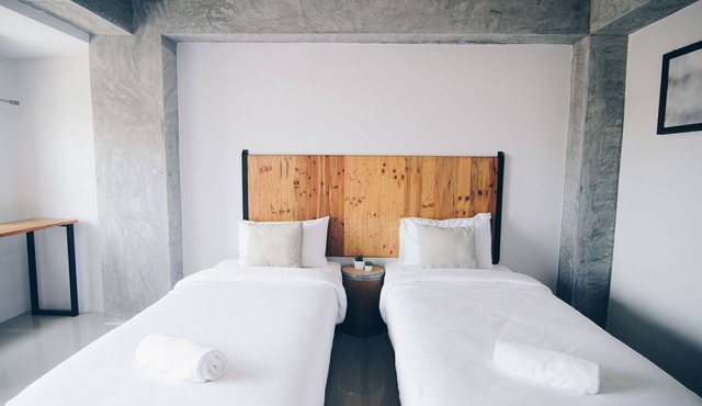 Apartment near Thaksin University and Supermarket. 10-minute drive to the beach.