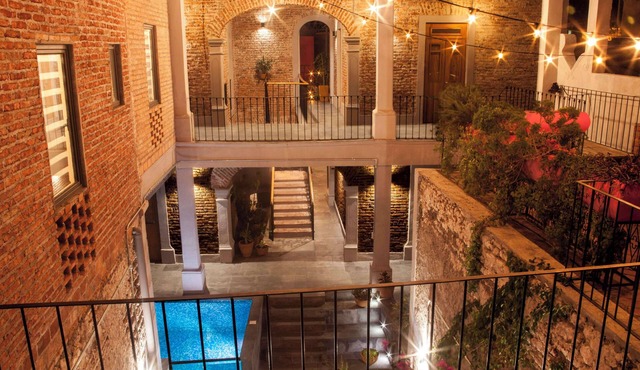 Astonishing Casona with swimming pool, steps away from main square. in Santiago de Querétaro