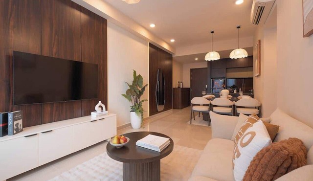 Aurea 3BR+2BA | Central D1 | RiverView|NearBuiVien