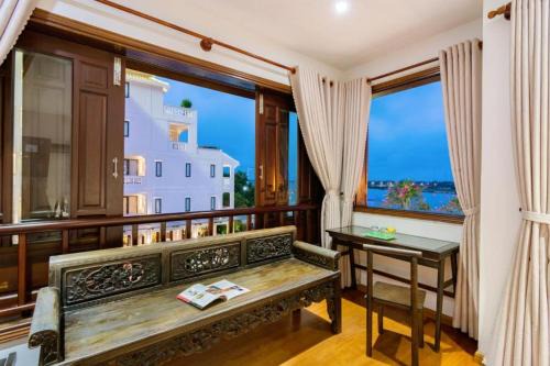 B'Lan Riverside Villa in Hoi An