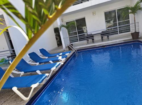 B1 Luxurious Condo a few meters from the beach, Ground floor in Rincon de Guayabitos