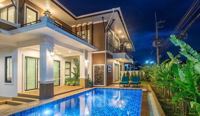 Baan Ari, Luxury 3-Bedroom Pool Villa