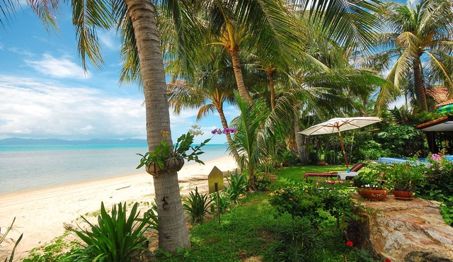 Beach Front Villa with private pool in Koh Samui