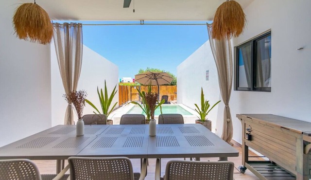 Beach House - Family & Serenity by LAHOS in Chicxulub