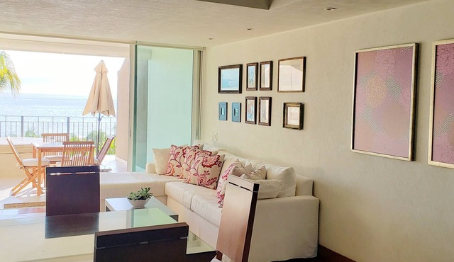 Beachfront 1 br. condo with private hot tub at Gran Venetian Puerto Vallarta in Puerto Vallarta