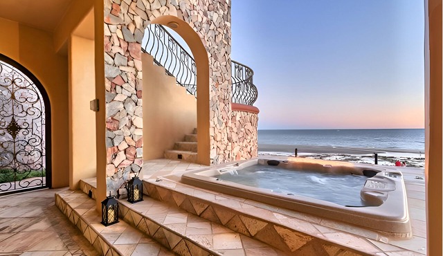 BEACHFRONT 🏖️ 5-bed 5 bath home in the 5-star Resort of Bella Sirena. in Puerto Peñasco
