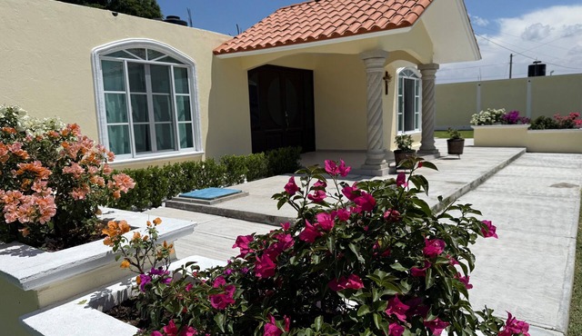 Beautiful, modern 2-bedroom home located on a private street. in Teoloyucan