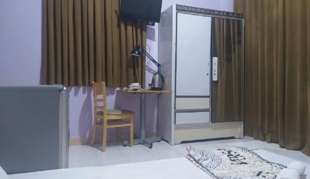 BEE.BEE HOMESTAY (DOUBLE ROOM WINDOW CHEAP (ĐÔI CỬA SỔ)