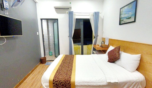 Biển Hostel