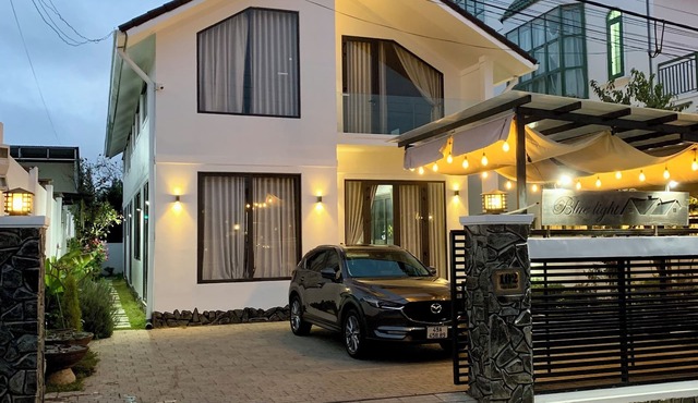 Blue Light Villa - Hotellifestyle