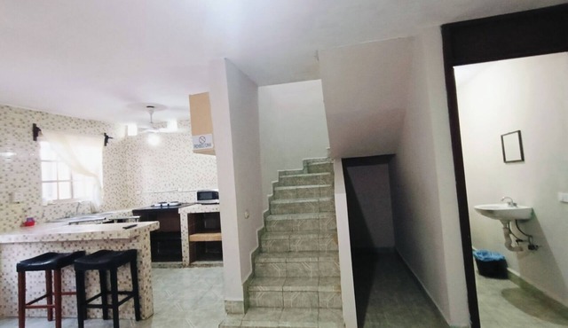 Casa Favossite- 3 recamaras para 10 personas in Linares