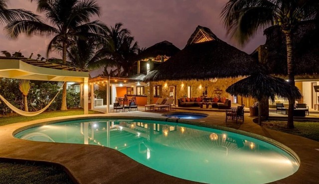 Casa Nopalito Ocean Villa in Laguna Encantada