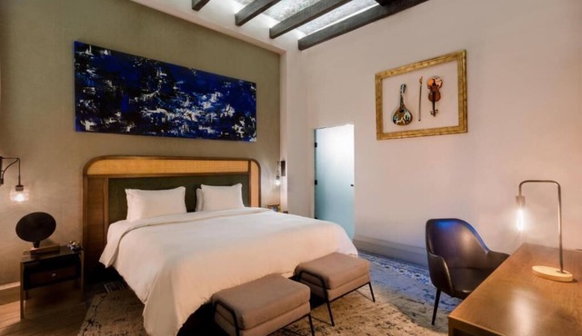 Casona 142 Hotel Boutique Orizaba - Deluxe Room 2, 1 King in Orizaba