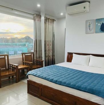 Cat Ba Manh Vuong Central Hotel