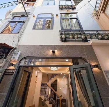 Cat Linh Hotel