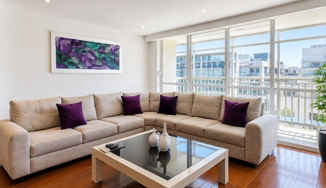 Central Polanco Condo w/Balcony, Near Antara Mall in Mexico City