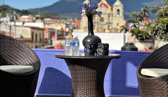 Central & rear apartment - Rooftop, AC, Views! in Oaxaca de Juárez