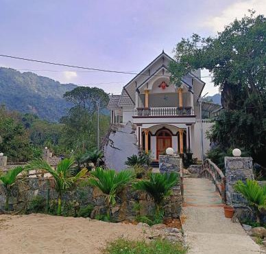 CH Homestays & Tour Motorbikes