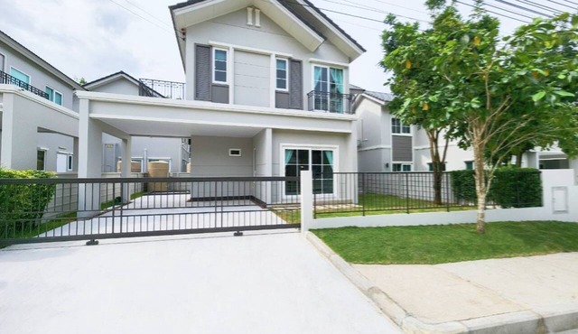Charming 3-bedroom house in PHUKET in Tambon Pa Klok