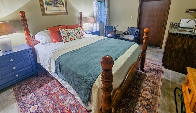 🌺 Charming bedroom w/ pool in Hacienda La Quinta in Alamos