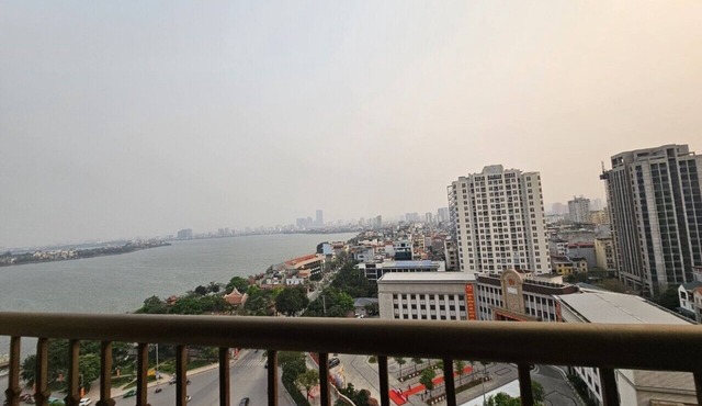 Chic Home 1 ngủ 1 khách view Hồ Tây