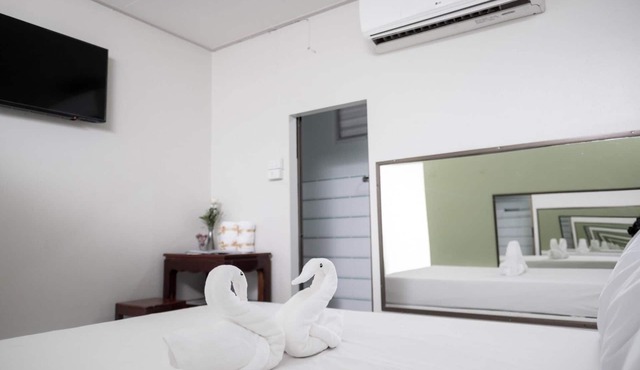 Chimphli Hotel