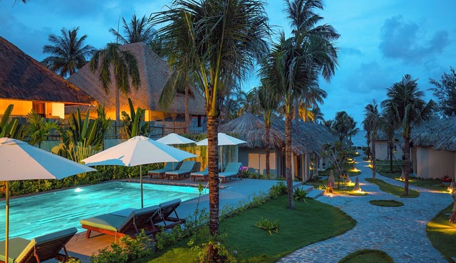 Coco Cottage Beachfront Resort