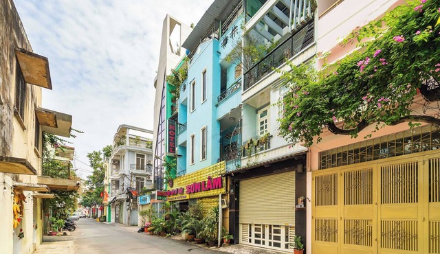 Collection O Son Lam-Phu Nhuan District