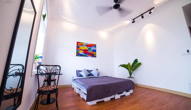 Colorful & Large Suite-Flower Valley view-Em Am Homestay