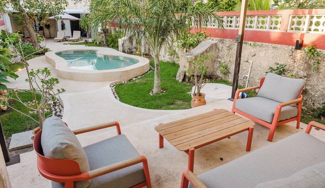 Comfortable 3-bedroom house with AC, WiFi and pool in Campeche's historic center in San Francisco de Campeche