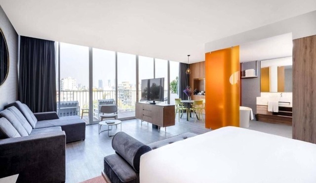 Condesa Balcony Suite | Close to Parque México | Pets Are Allowed, Onsite Spa in Ciudad de México