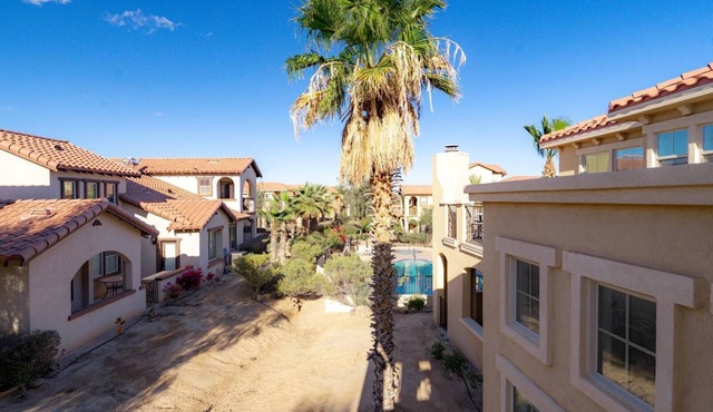 Condo 9-2 Resort Rental with pool access in San Felípe