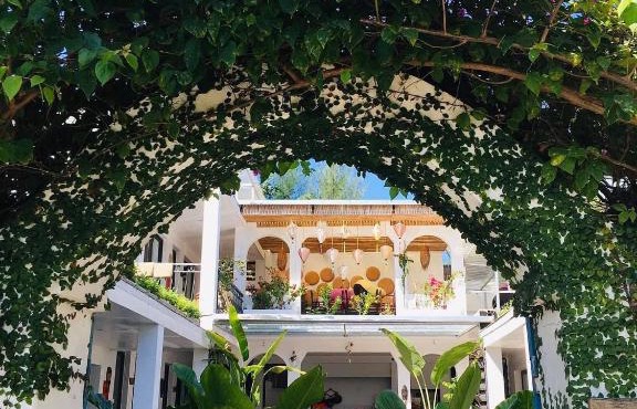 Coto Island Beach Village Homestay