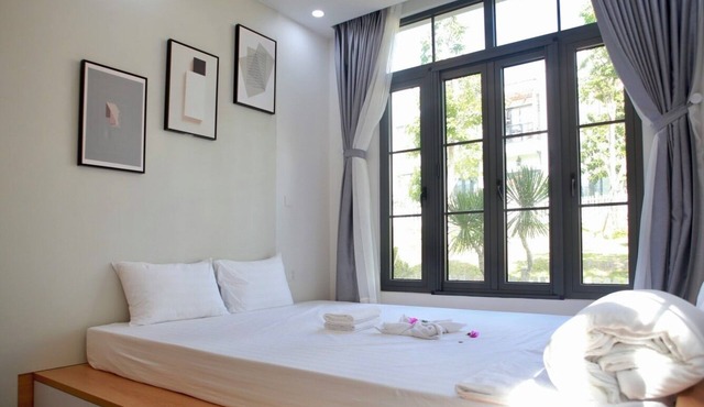 Cozy Family-sized Villa 7 minutes to Novaworld Beach and Next to Swimming Pool