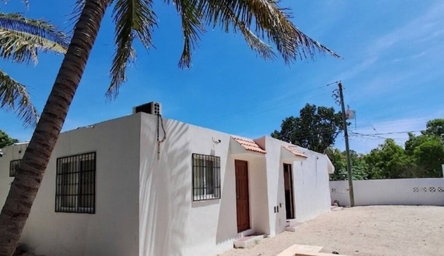 Cozy house 150 meters from the Beach in Chicxulub Puerto in Chicxulub